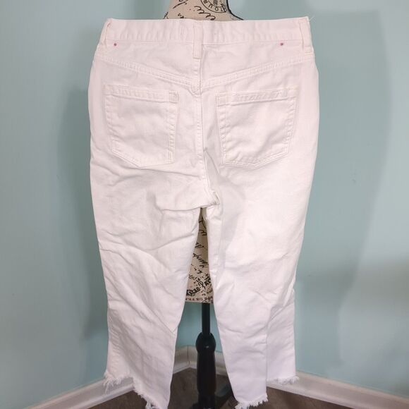 FREE PEOPLE MAGGIE JEANS OB1160849 DISTRESSED OPTIC WHITE SIZE 28 button fly - Picture 2 of 6